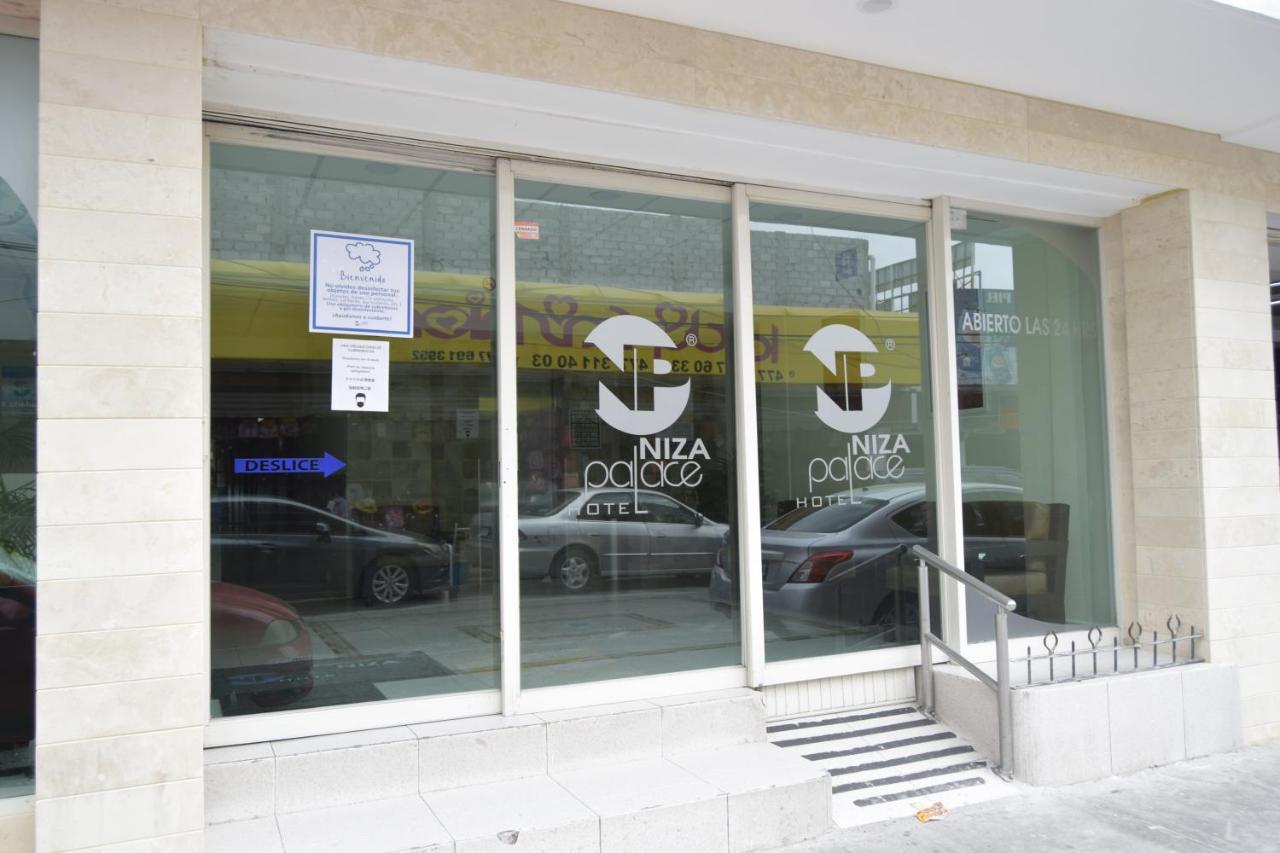 Hotel Niza Zona Piel レオン エクステリア 写真