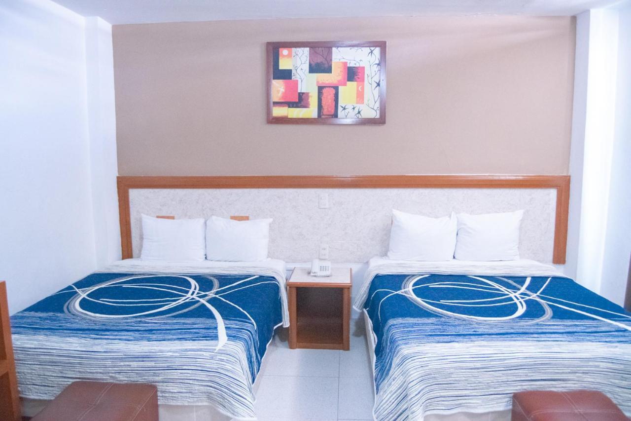 Hotel Niza Zona Piel レオン エクステリア 写真